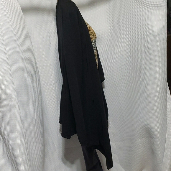 a.n.a . Black Women's Sweater; Open Waterfall Front; Soft & Comfy.  EUC  Size 2X - Picture 9 of 16